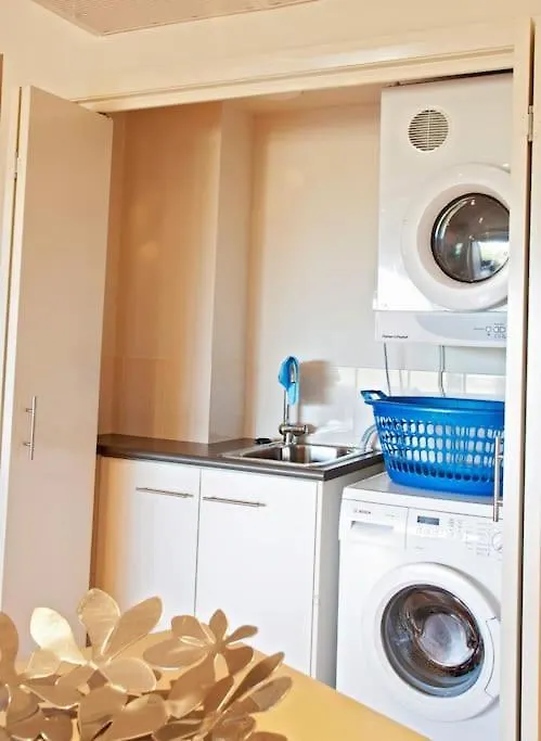 Loka Santi 10 - Beachfront Unit Apartment Agnes Water