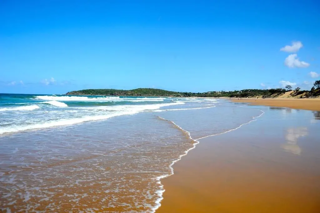 Loka Santi 10 - Beachfront Unit Apartment Agnes Water Australia