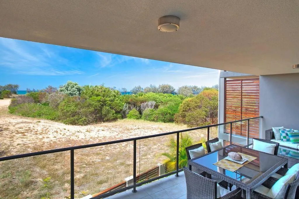 Loka Santi 10 - Beachfront Unit Apartment Agnes Water Australia