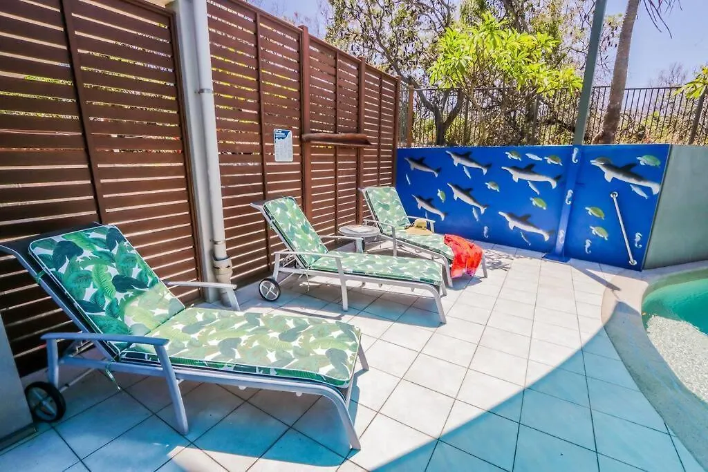 Loka Santi 10 - Beachfront Unit Apartment Agnes Water